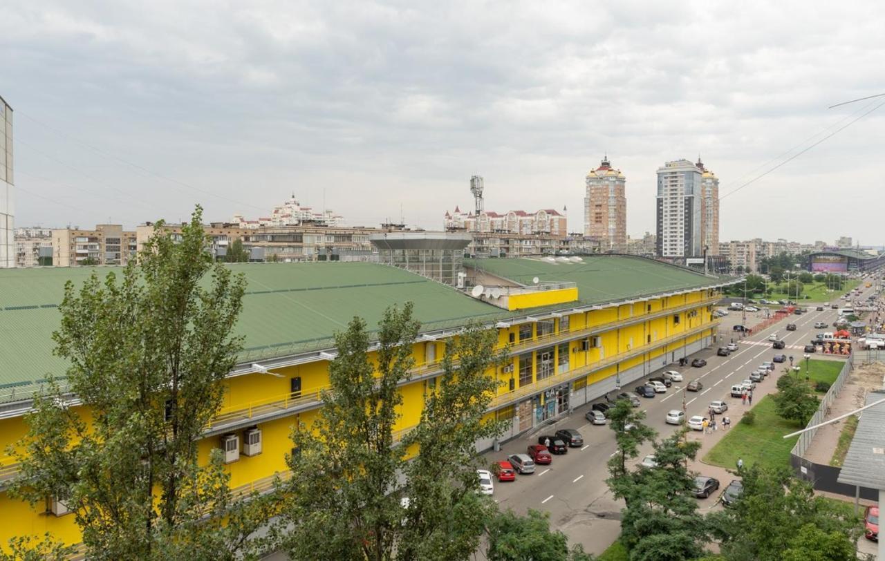 Чудова Квартира Для Відпочинку І Роботи На Оболоні Kiev Luaran gambar