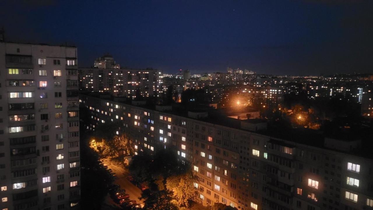 Чудова Квартира Для Відпочинку І Роботи На Оболоні Kiev Luaran gambar