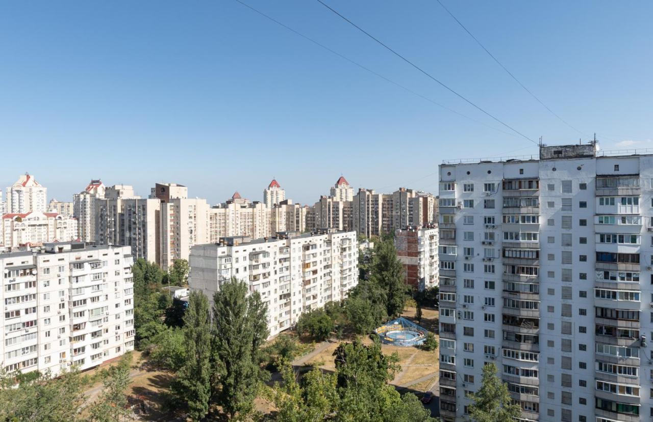 Чудова Квартира Для Відпочинку І Роботи На Оболоні Kiev Luaran gambar
